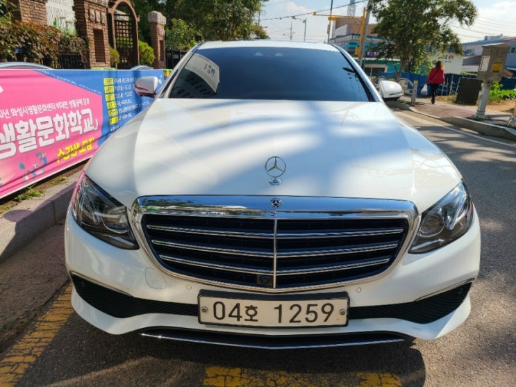  주차장에 가만 있는 차를 긁고 가셨네요 g70수원화성사고대차 벤츠 e300