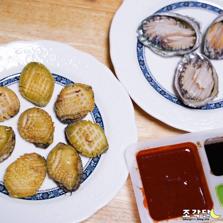  완도전복택배 더젊은마켓 전복제철에 신선한 전복회와 전복버터구이 즐겨요