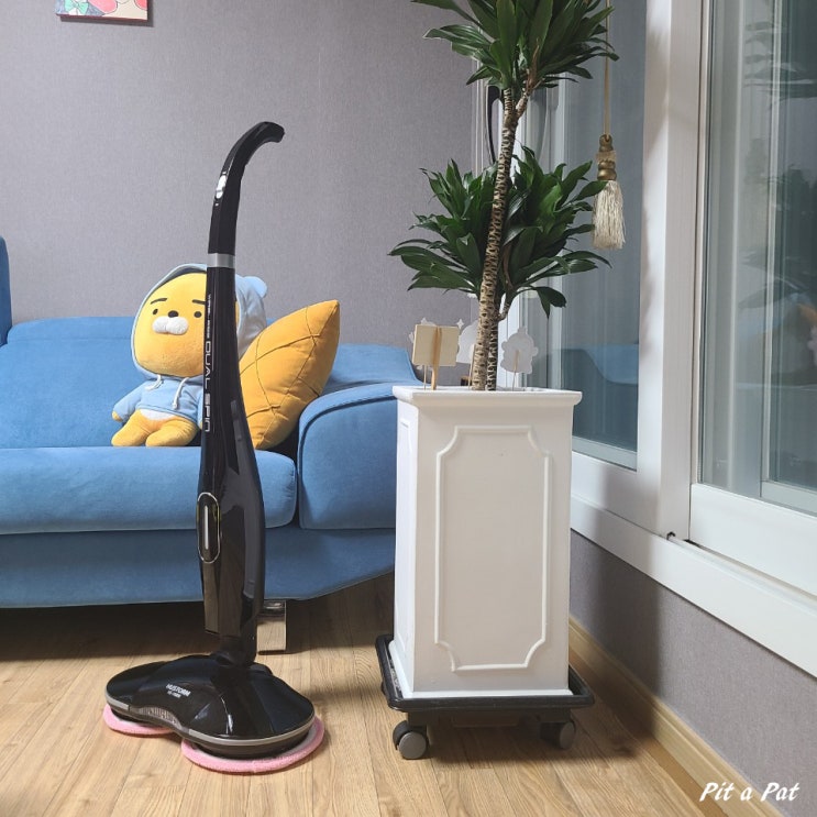  물걸레청소기 필수 시대, 휴스톰 HS-10000을 선택한 이유