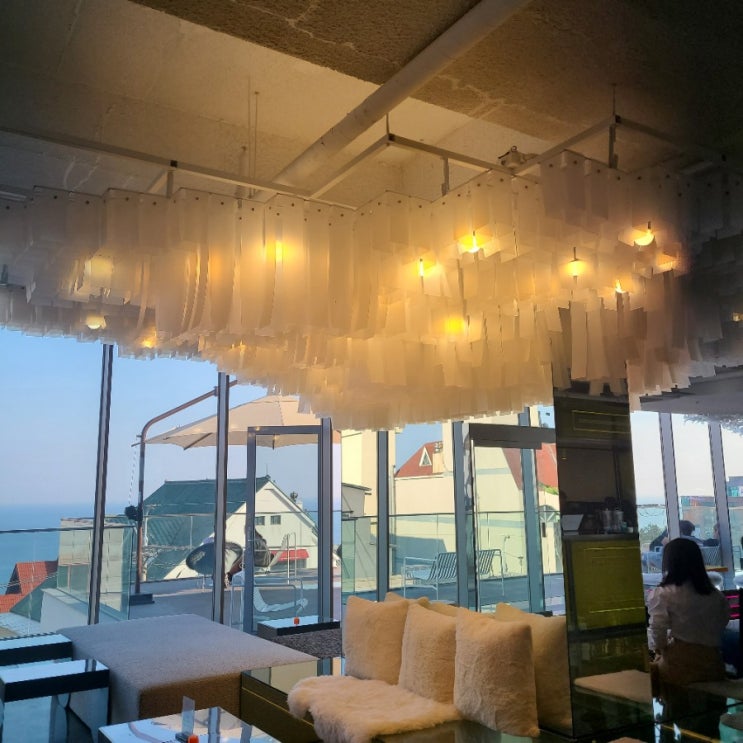  <해운대카페> 부산가볼만한곳 ; 인싸핫플 달맞이고개 카페인부산 cafeinbusan
