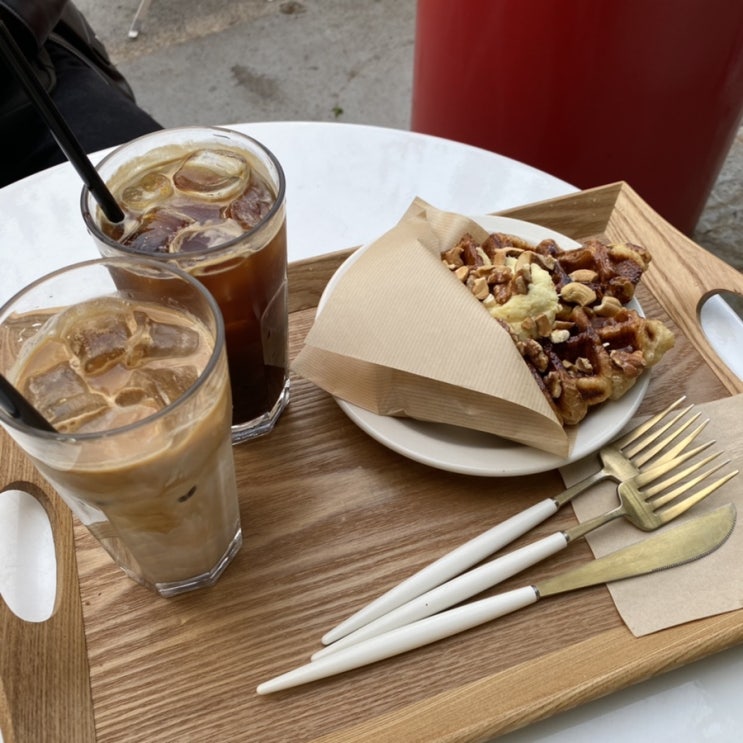 망원동카페 : 크로플이 유명한 79파운야드 베이크샵 솔직후기 79founyard bakeshop 망원동카페 : 크로플이 유명한 79파운야드 베이크샵 솔직후기 79founyard bakeshop