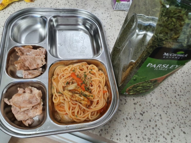  대충하는 육아밥상 - 초간단토마토파스타