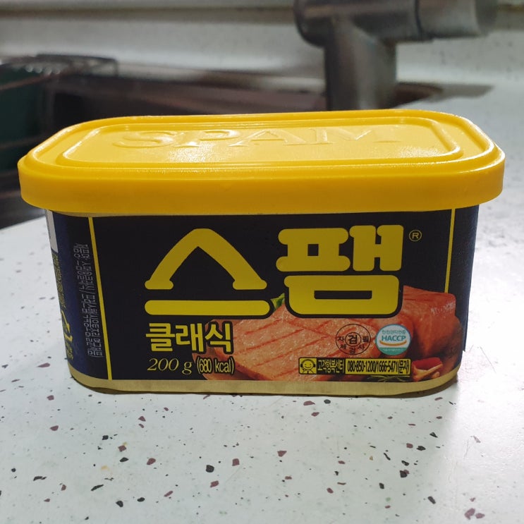  cj제일제당 스팸 클래식 200g 햄 칼로리(열량) 및 영양성분 정보, 나트륨 함량