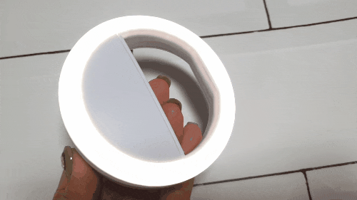  초보블로거 제품리뷰 조명은 셀카링 휴대폰라이트!
