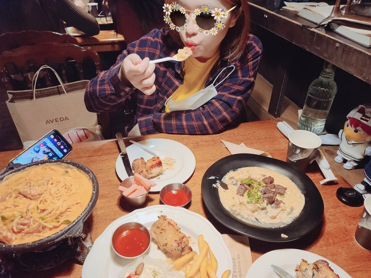 홍대 파스타 먹으러 마녀주방 홍대점 고고! (할로윈데이 즐기기) 홍대 파스타 먹으러 마녀주방 홍대점 고고! (할로윈데이 즐기기)