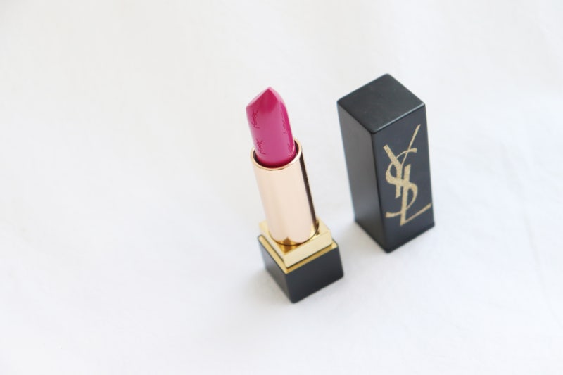 입생로랑 루쥬 쀠르 꾸뛰르 Rouge Pur Couture19 호 푸시아핑크립 발색