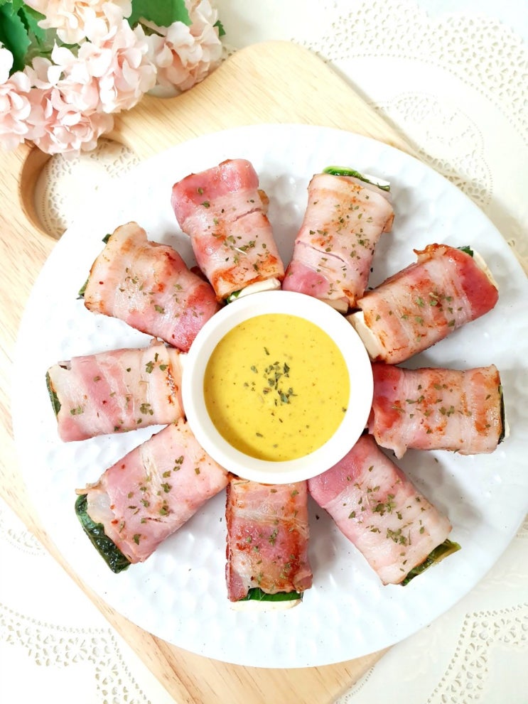  두부베이컨말이 ~ 머스터드 소스를 곁들여 더욱 맛있게