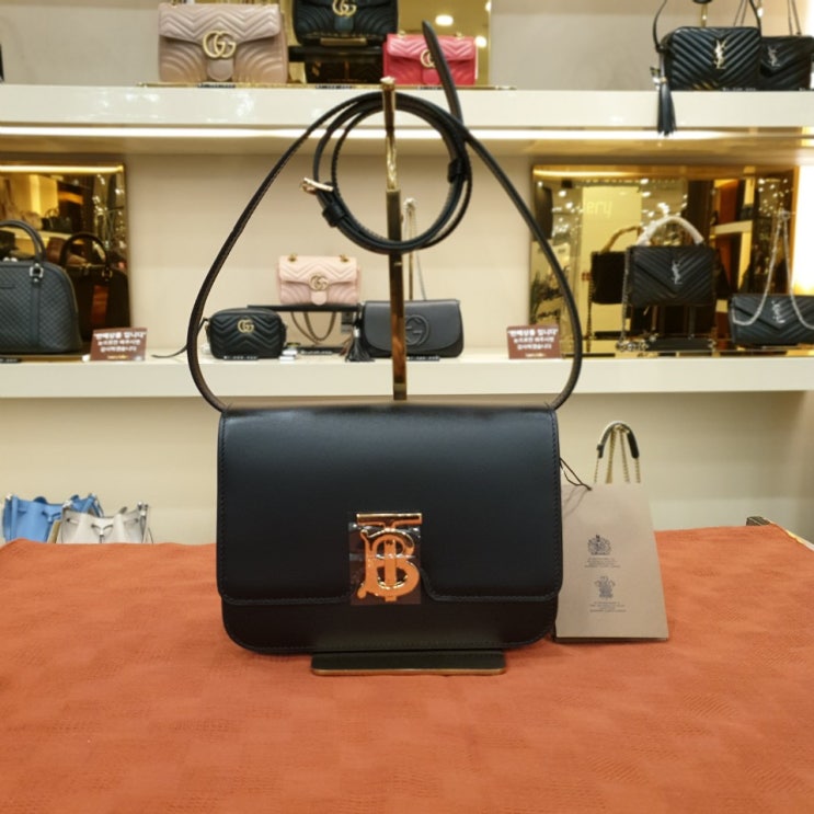  버버리 BORSA TB 스몰 숄더백