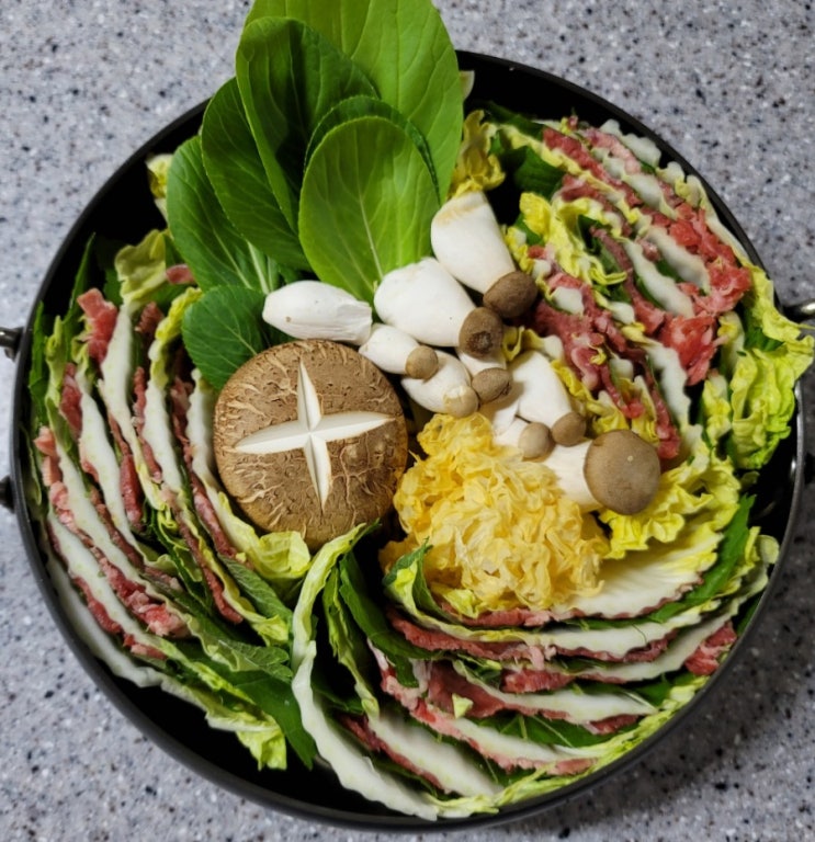 밀푀유나베와 감바스, 카프리제(집밥,홈파티 요리)