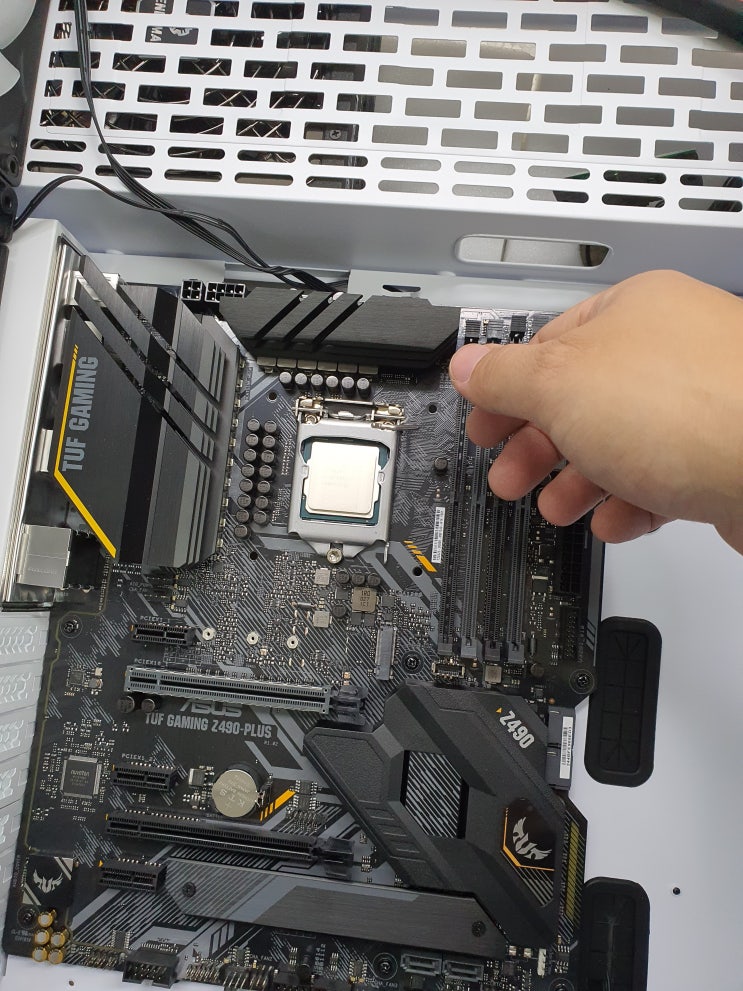  너무 쉬운 컴퓨터 조립방법 i9-10850K 고성능 PC 아무나 조립할 수 있음