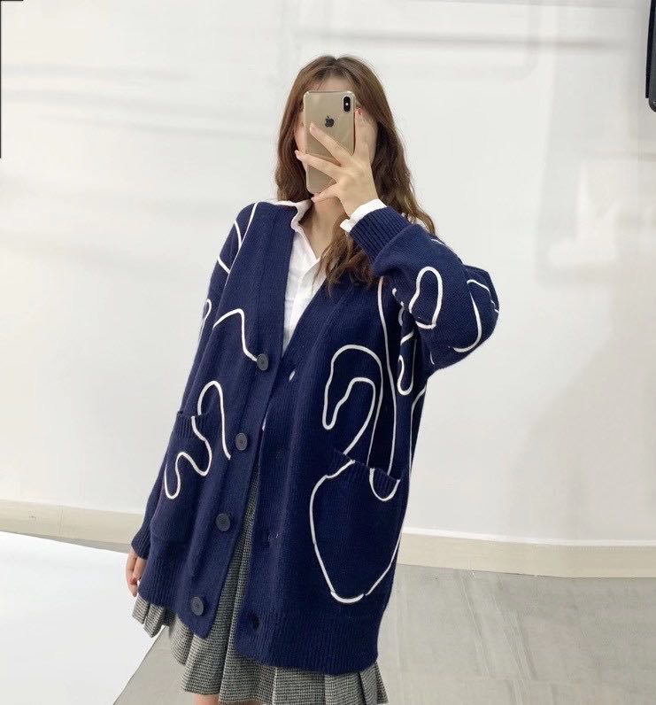  료미네 수입의류️_ 웨이비 스완 울 가디건 스웨터 2color