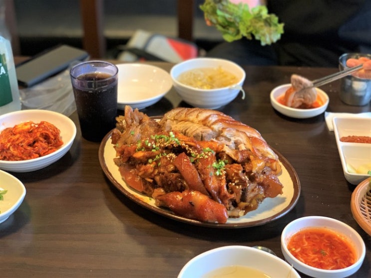  뽕나무쟁이 선릉본점 쫀득한 족발 맛집