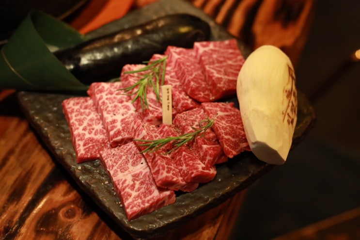  [종각맛집]일편등심에서 한우 상위1%등심과 와규 갈비본살,와인,광화문 회식,청계천 데이트하기 좋은 곳