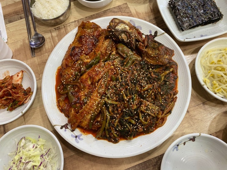  황제 매콤 코다리&족발 ; 매콤한 코다리조림으로 밥 한공기 뚝딱하는 신설동 맛집