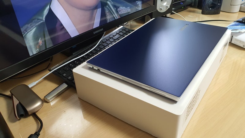 LG17그램을 최신형노트북 삼성갤럭시북플렉스 NT950QCG-X716B(X716C)로 교체하다