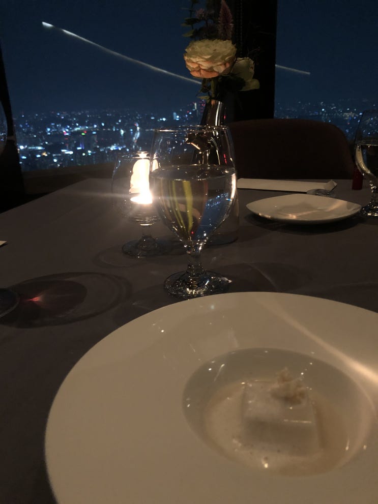 남산타워 n-GRILL에서 식사를 하다. 남산타워 n-GRILL에서 식사를 하다.