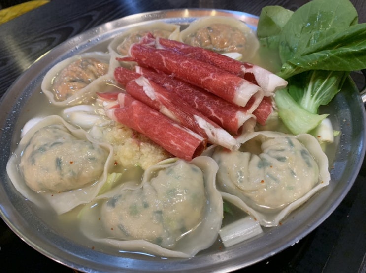  군포맛집] 매일 빚는 평양식 손만두 전문점 "오감만두" 뜨끈한 국물에 속 가득한 만두