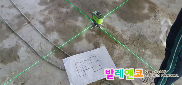  [피부과인테리어 2탄] 땅이 아닌 공간이 되길 바래