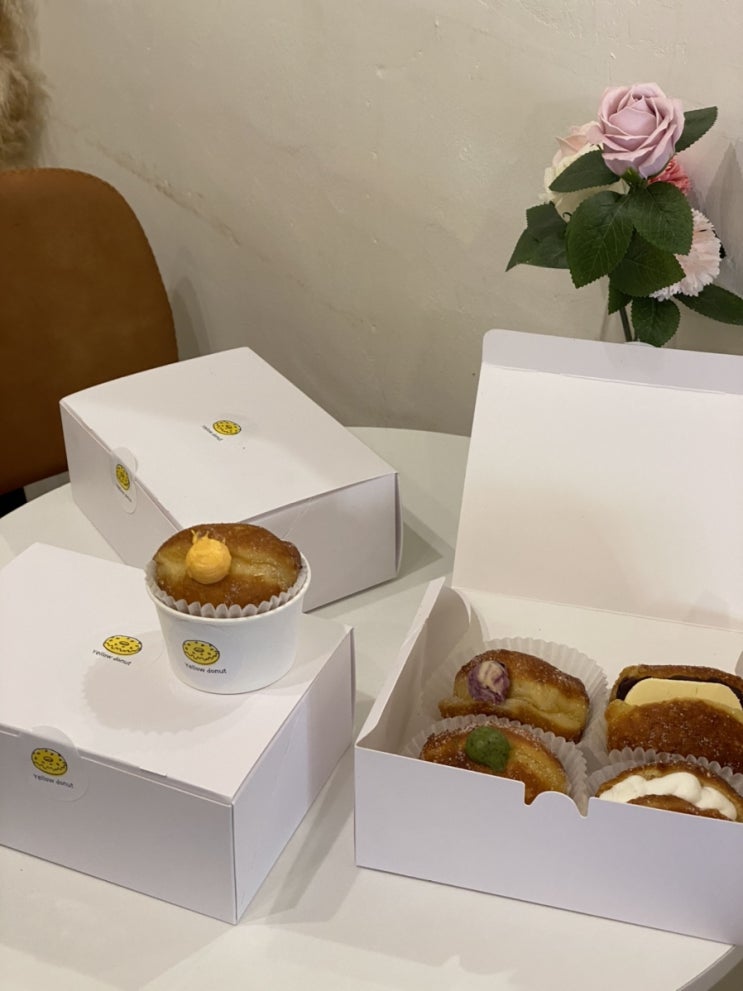  경주황리단길 옐로우도넛 존맛탱