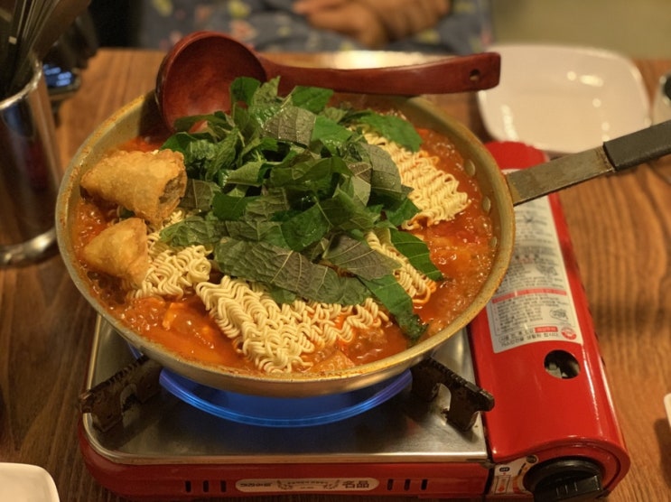 상수역 맛집 우삼겹 즉석떡볶이 김사또 상수본점