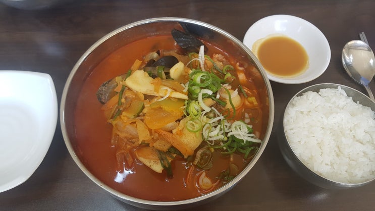  증평 맛집 - 순두부 짬뽕, 등 뼈 짬뽕밥