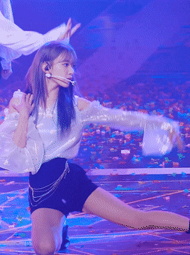  아이즈원 사쿠라 국적 움짤 나이 키 몸무게 인스타