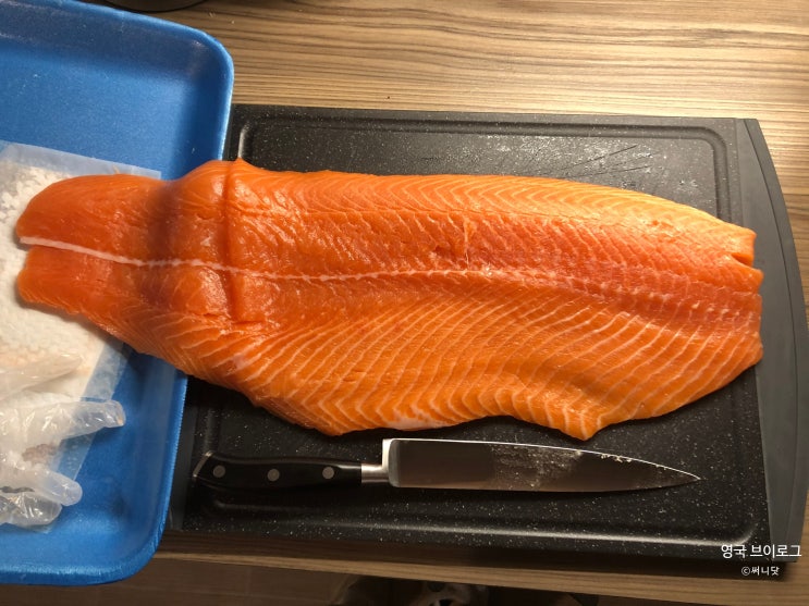  영국 코스트코  연어로 만든 셀프 초밥 (Self Sushi)