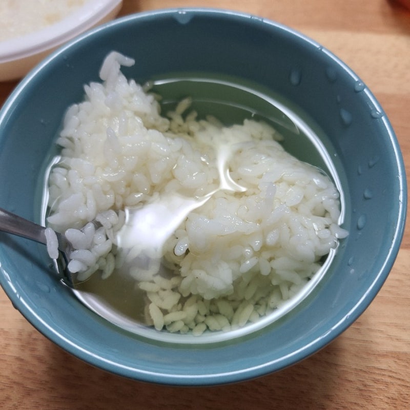 굴비구이 + 보리차에 밥말아서 먹기 : 네이버 블로그