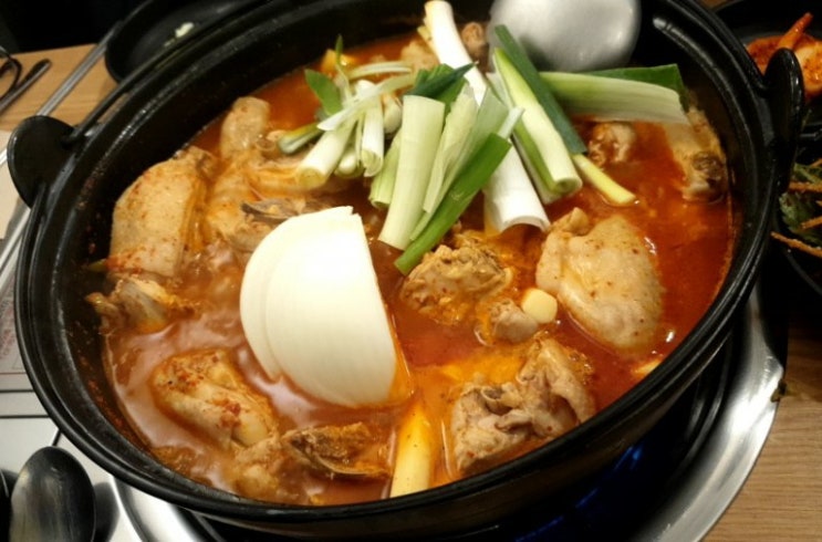안국역 계동 해장 점심 맛집 - 현닭매운탕 안국역 계동 해장 점심 맛집 - 현닭매운탕