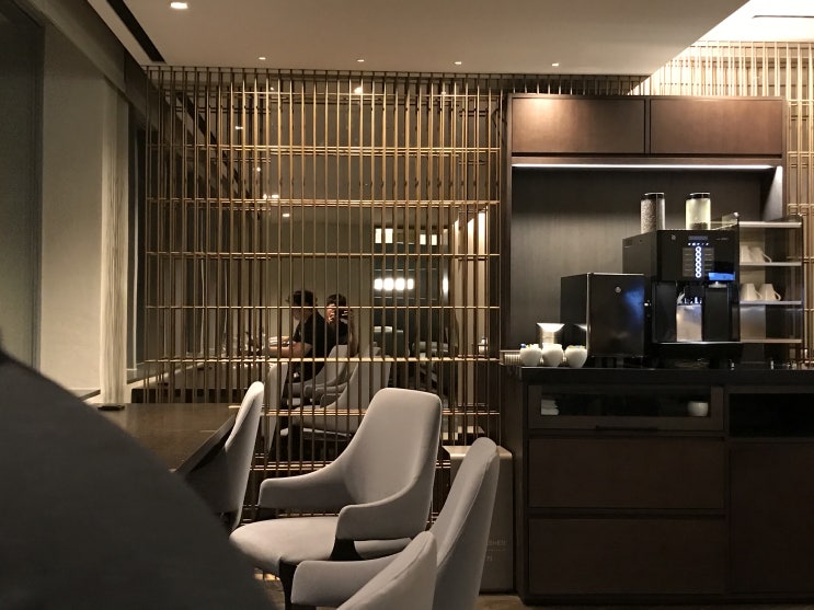 서울 특급호텔 칵테일바 이브닝 오르되브르