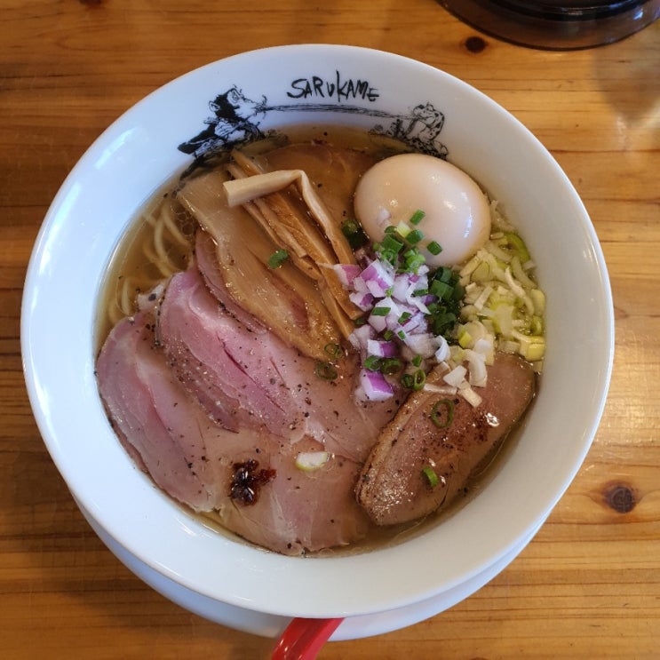  홍대입구 사루카메 라멘