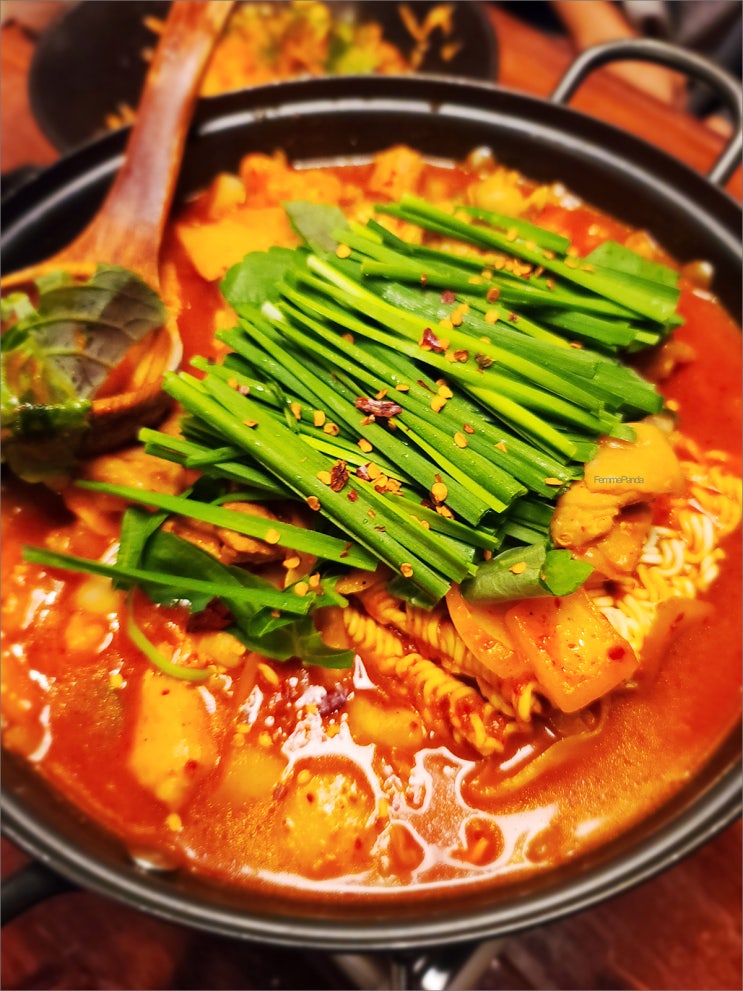  개롱역 개롱골 술집 이자카야 덴덴 메뉴 대도리탕과 연어회덮밥에 술 한 잔!