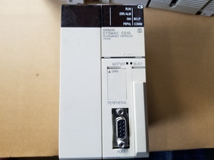  CS1G-CPU45H / OMRON 