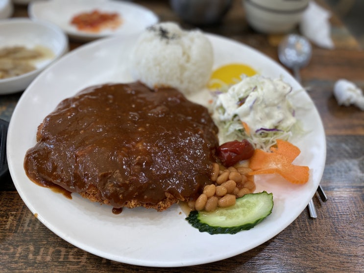  돈까스의 정석 한빛 기사식당