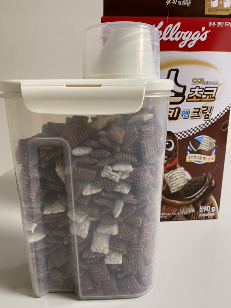  [깐깐과자리뷰] 첵스초코 쿠키앤크림! 쪼끔 아쉽! (쿠팡에서 사면 싸요)