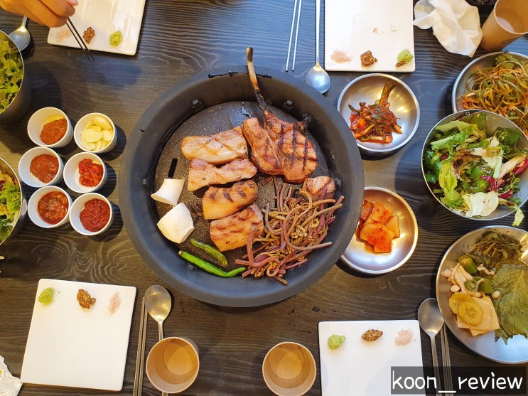 [경상북도 포항] 금고기식당, 깔끔한 분위기의 숙성 고기 맛집