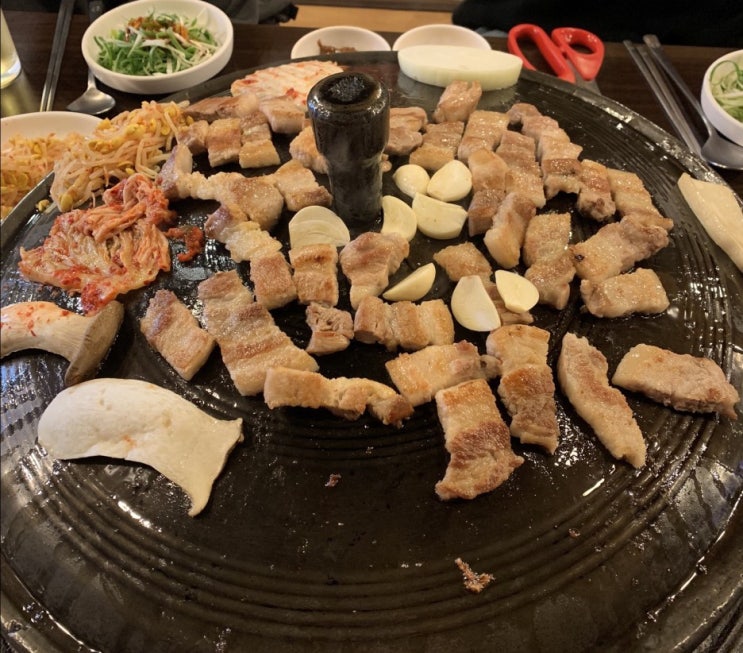  [대전 대흥동 맛집] 웃으면 돼지에서 모닝 삼겹살 먹고 퇴근합니다 (24시간 영업)