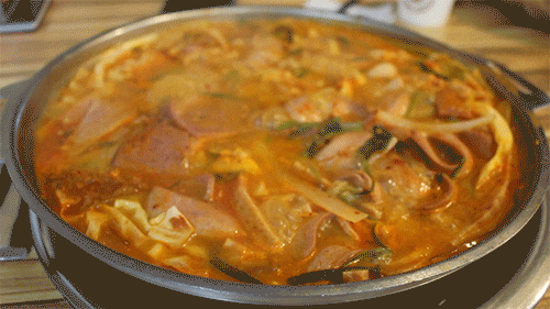 라면사리와 잡곡밥이 무한리필인 강남 이태리 부대찌개