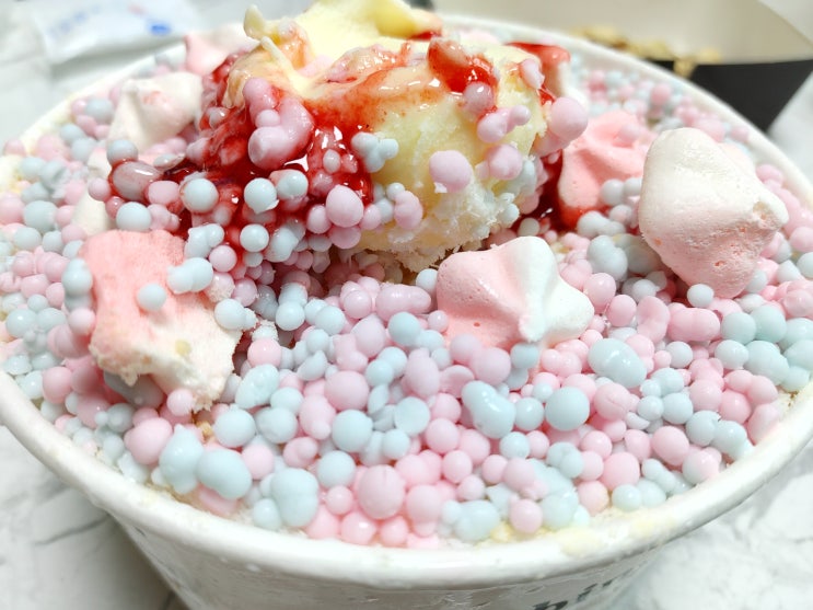  설빙 신메뉴 스윗캔디 구슬빙수와 인절미크로플 배달해봤어요