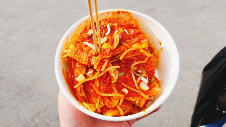  [대림중앙시장 2탄] 구경 다 했으니 먹어보자! 신기했던 냉면구이 샤오롱바오 꽈배기 계란장조림