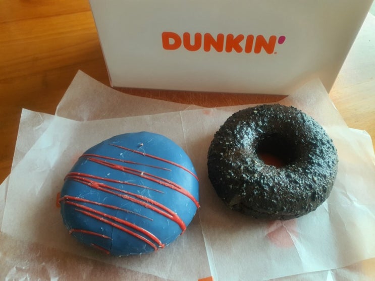 [던킨도너츠] 이달의 도넛 DC 콜라보