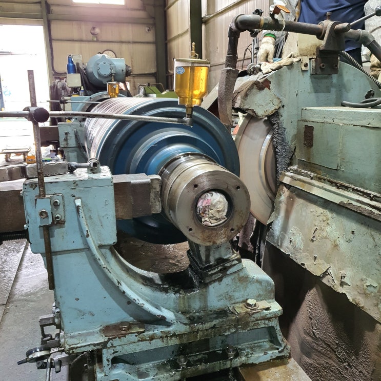  MAT ROLL 연마 작업