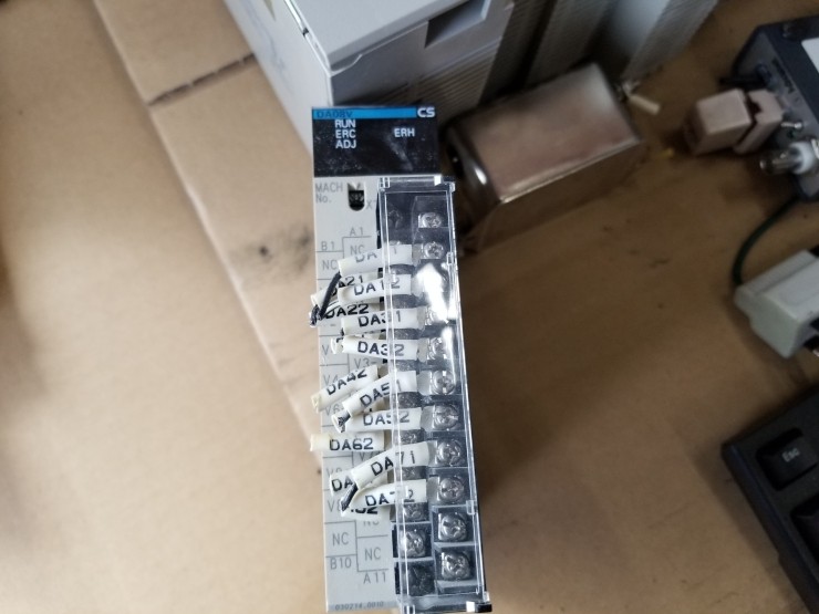  CS1W-DA08V / OMRON D/A UNIT