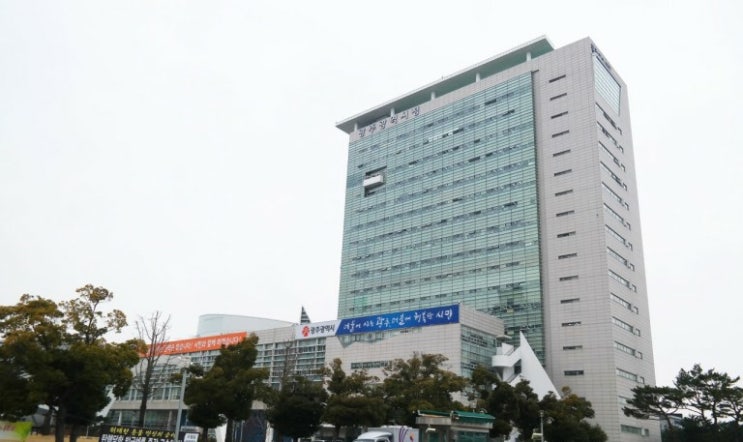  독거노인 등 응급 관리요원 인력난 극심 광주 5개 자치구 대상자 1302명 배치 요원은 8명꾼