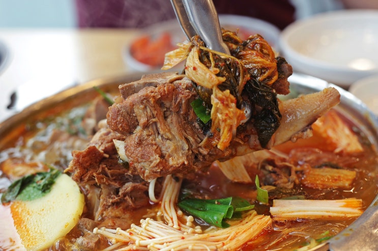  대연동 맛나감자탕 소독도 철저히 대연동맛집으로 추천