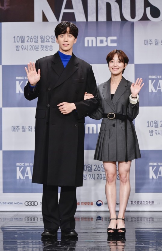  드라마 카이로스 인물관계도 등장인물 재방송 신성록 이세영