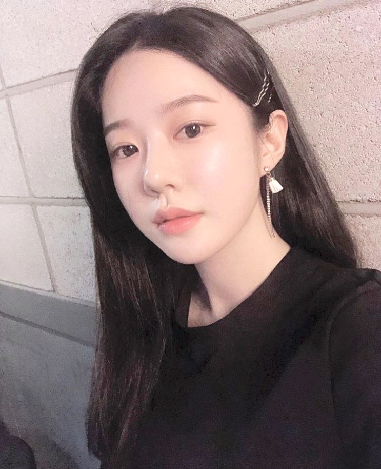 턱살/이중턱 윤곽주사효과 제대로 보려면 선릉역피부과 오세요.