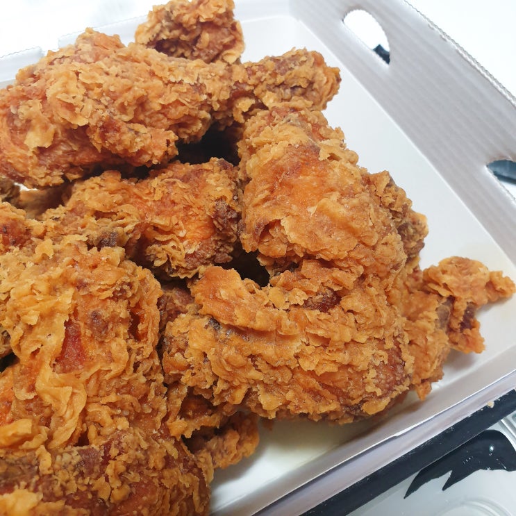  [내돈내산] BBQ 핫 황금올리브 크리스피, 모듬볼 후기
