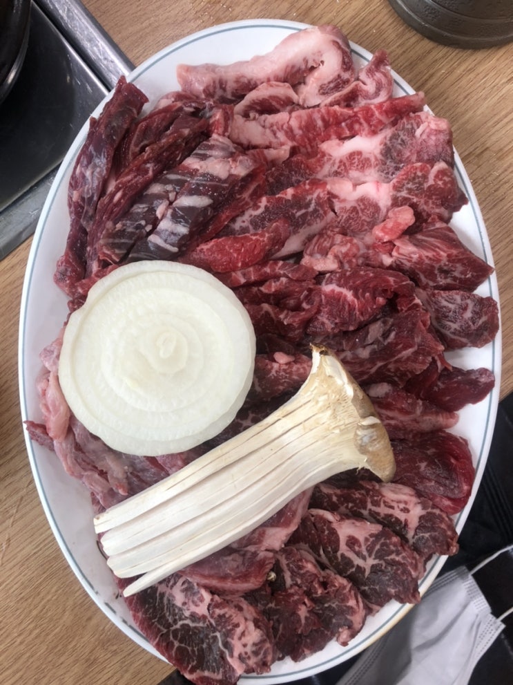  [광주 / 용전] 용전식육식당 - 맛있는 소고기를 먹어요