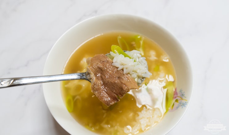  청정원 나주곰탕! 맛은 적당한데 야채가 전혀 없어 아쉽다